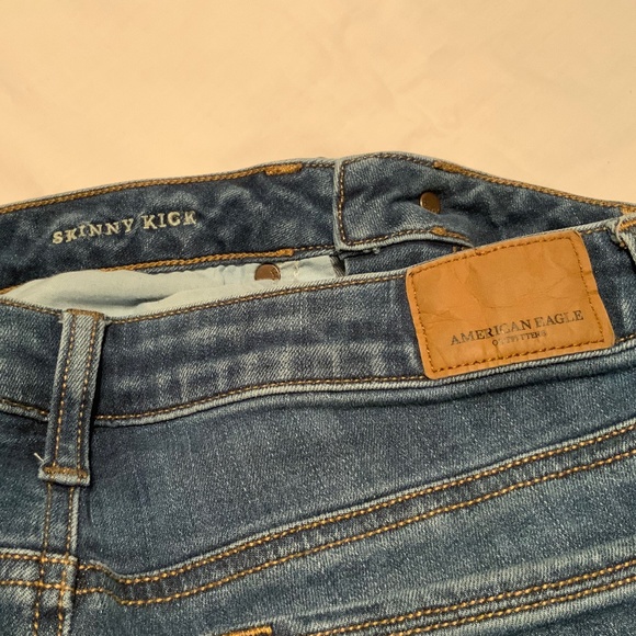 American Eagle Outfitters ‘Skinny Kick’ Slim Cut Barely Boot Blue Jeans (28x29) - Picture 3 of 9